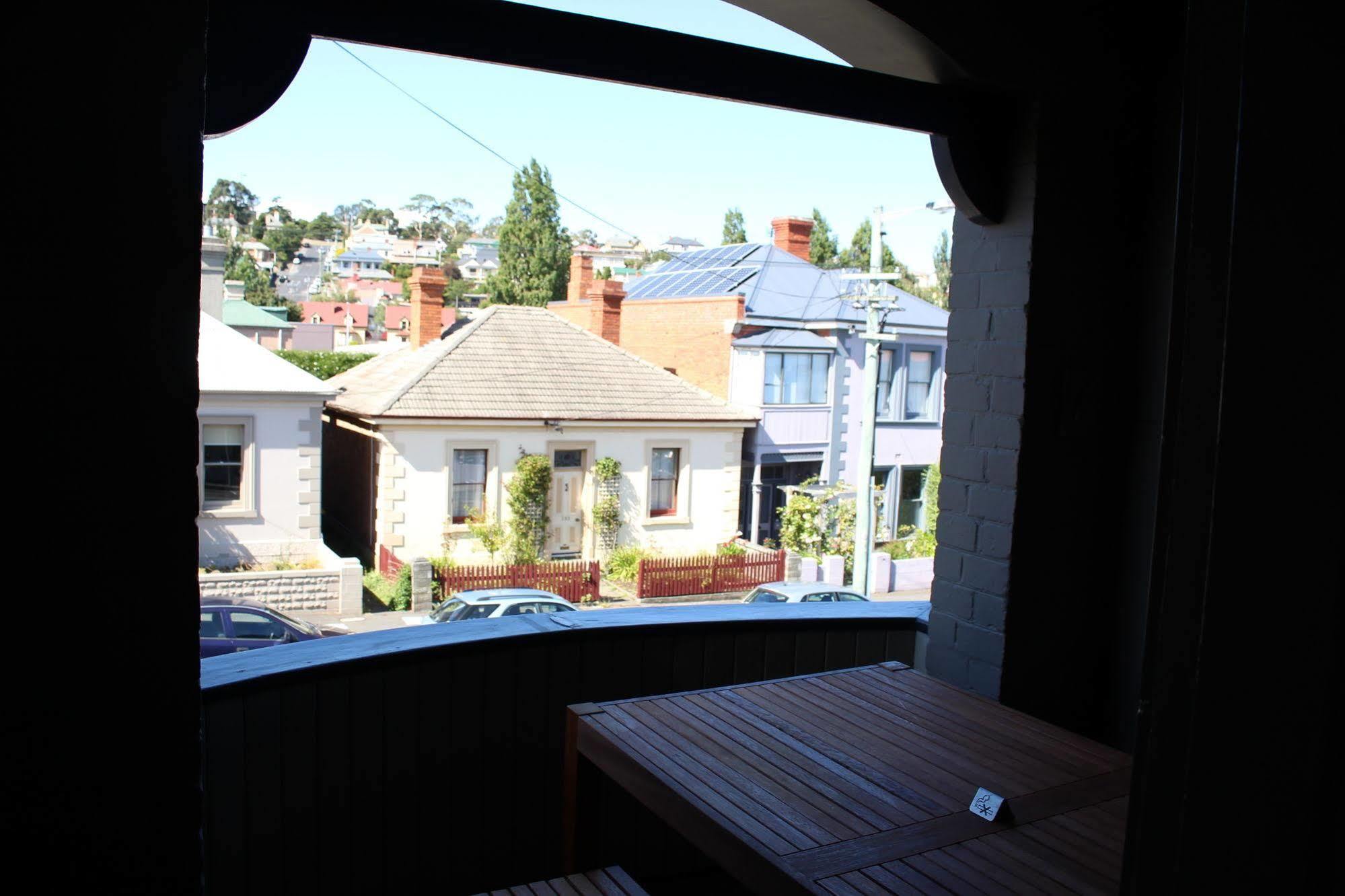 The Tasmanian Inn Hobart Exterior photo