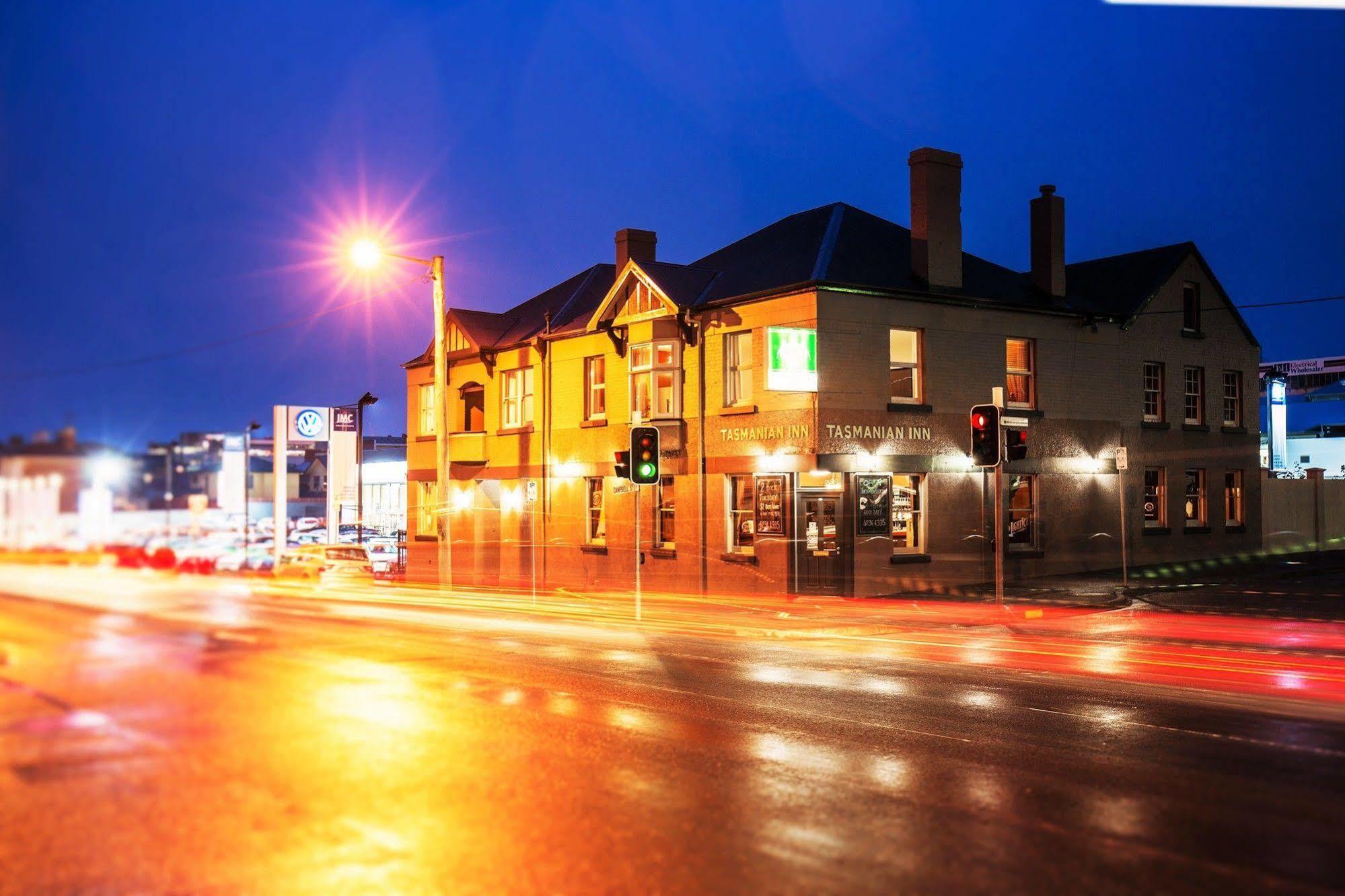 The Tasmanian Inn Hobart Exterior photo